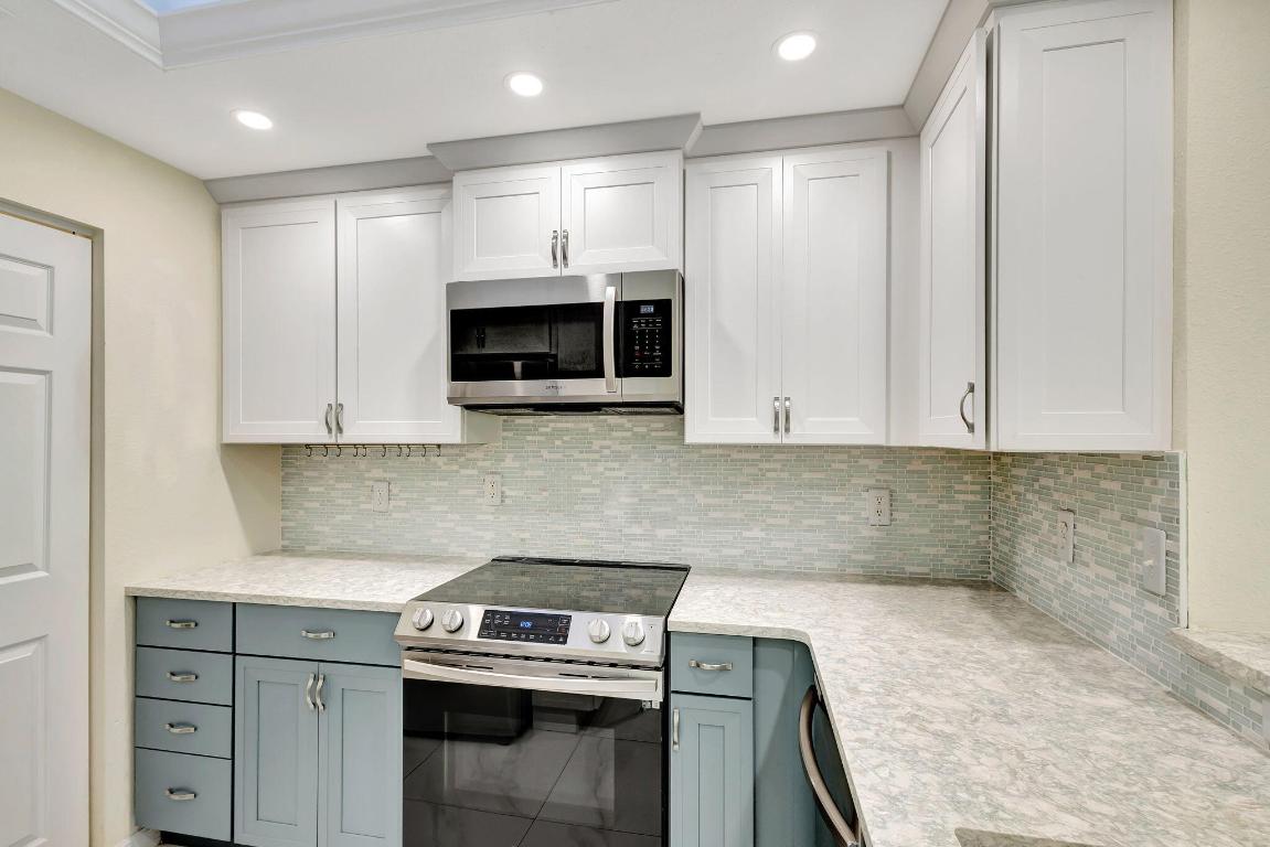 2809 Amalei Drive 101