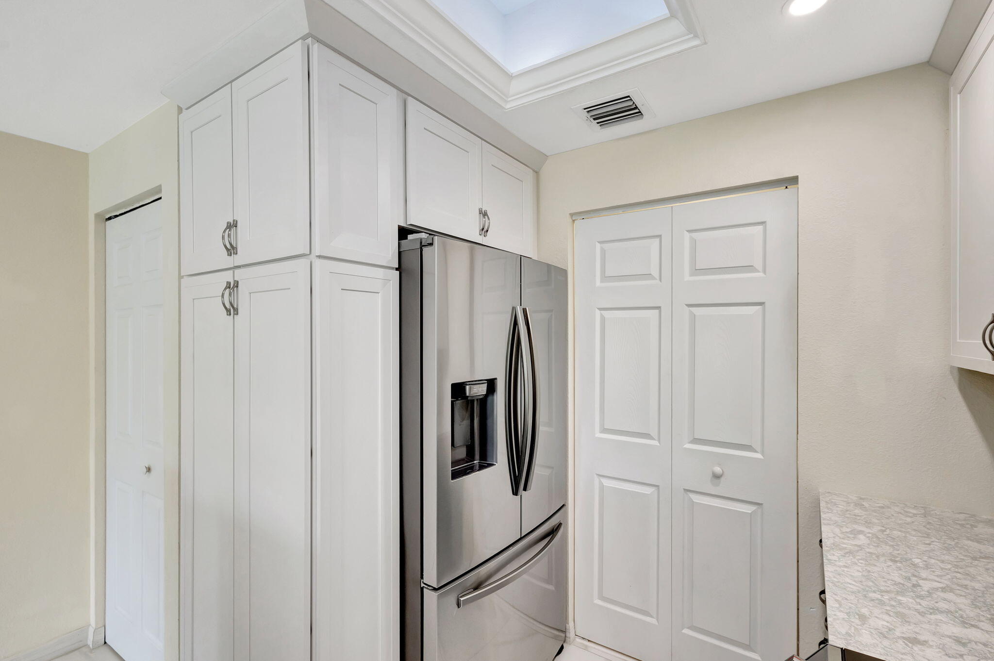 2809 Amalei Drive 101