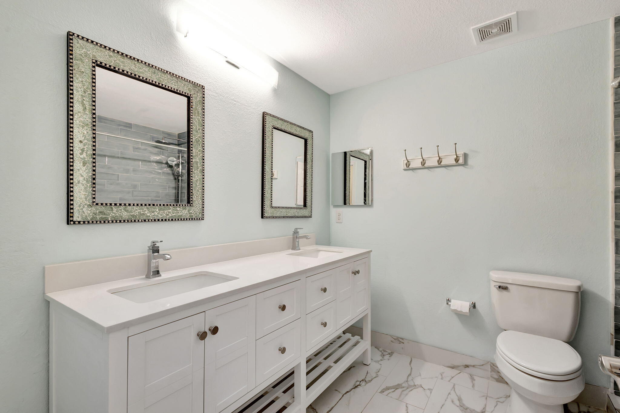 2809 Amalei Drive 101