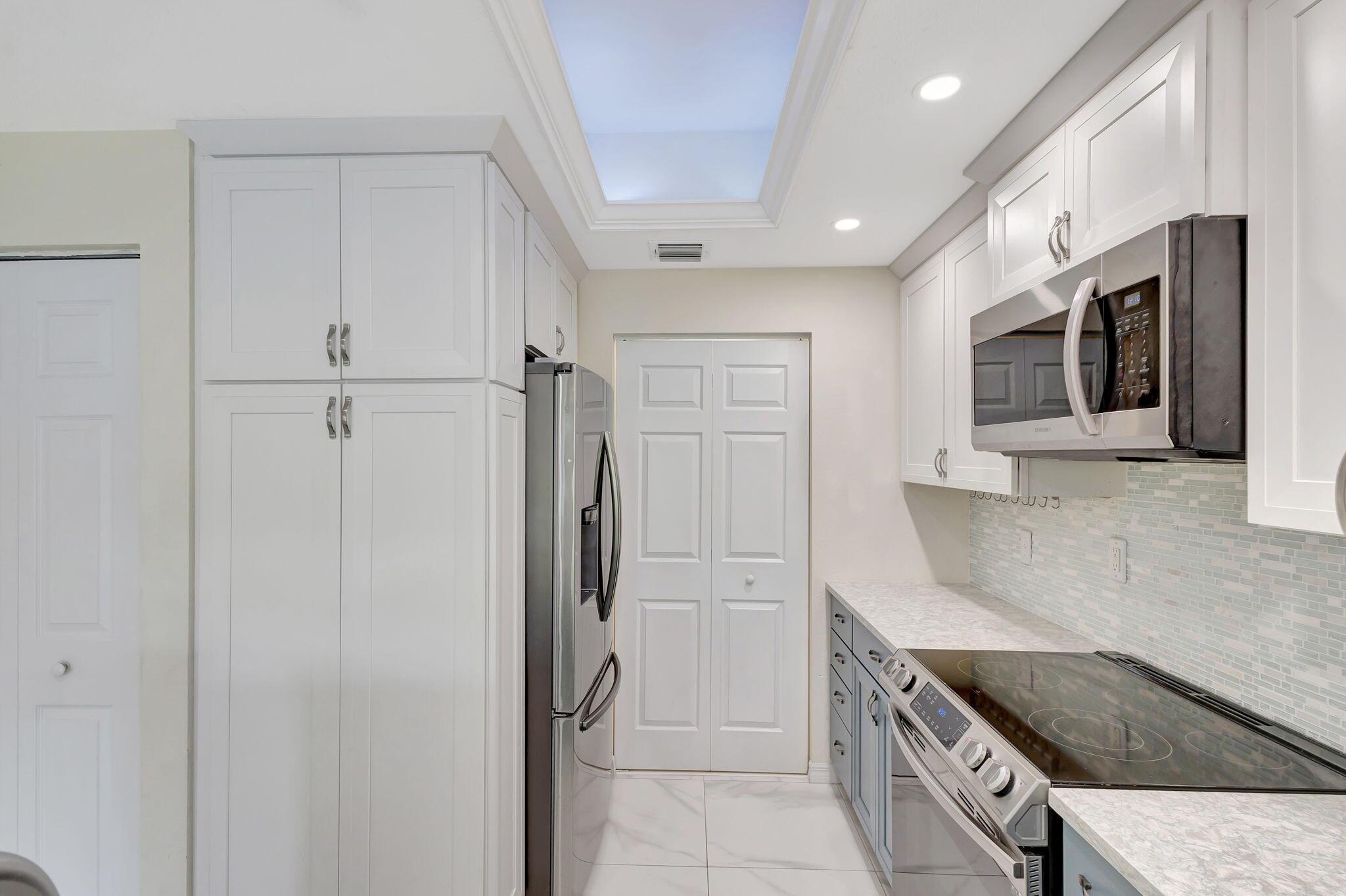 2809 Amalei Drive 101