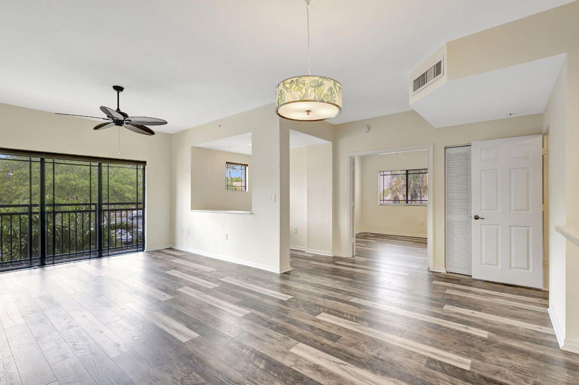 2809 Amalei Drive 101