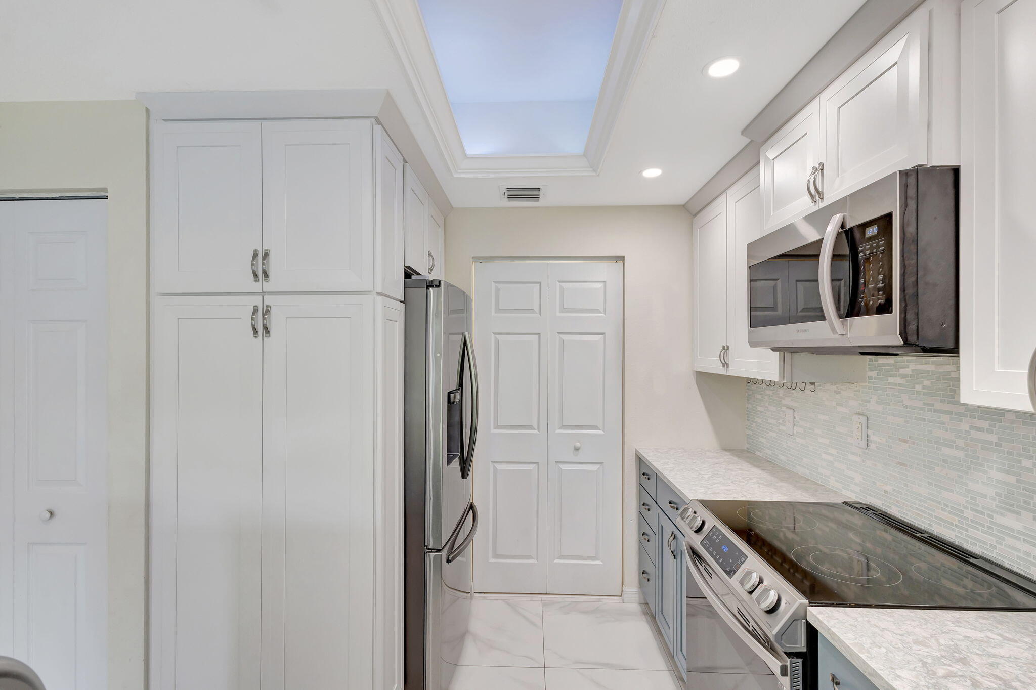 2809 Amalei Drive 101