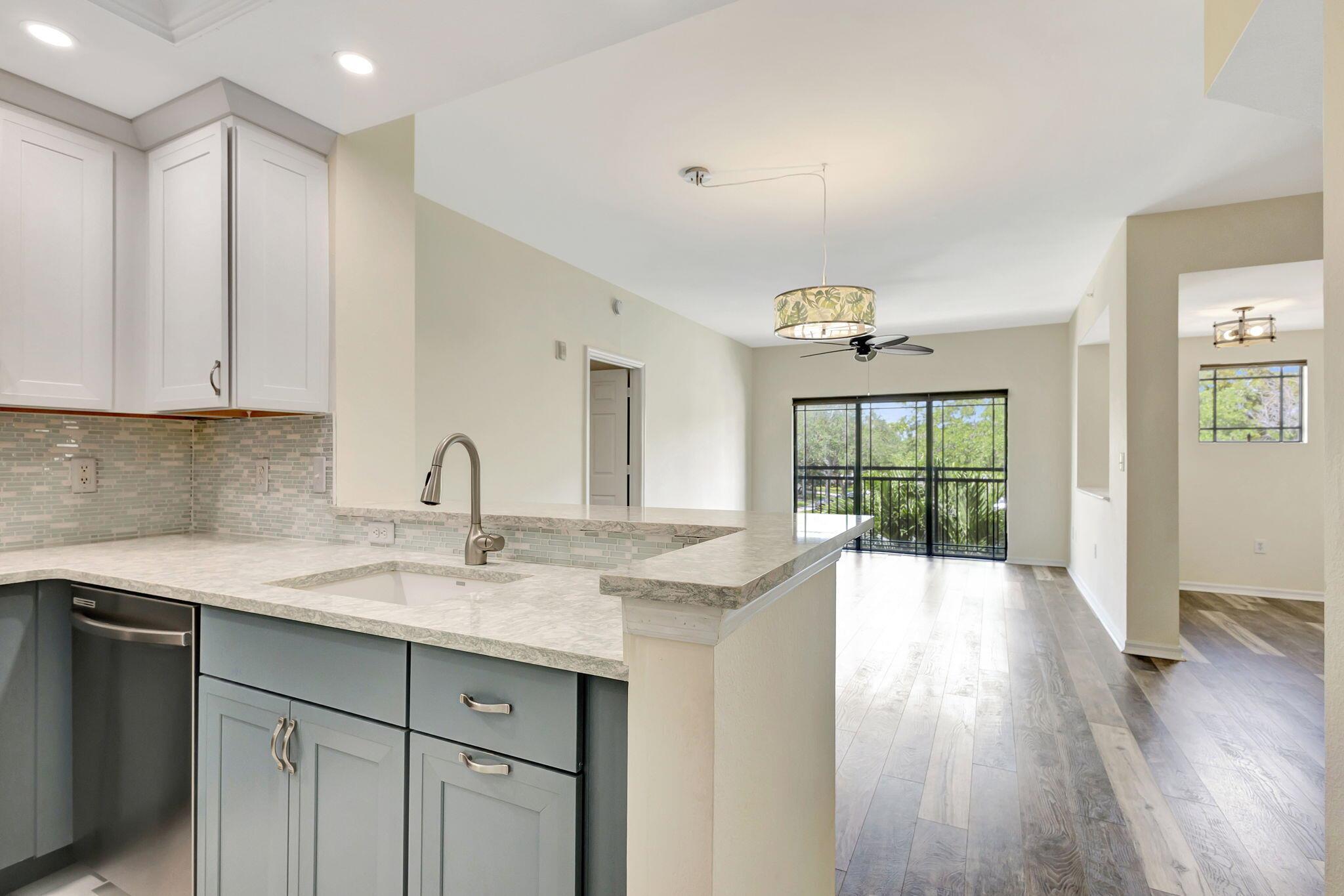 2809 Amalei Drive 101