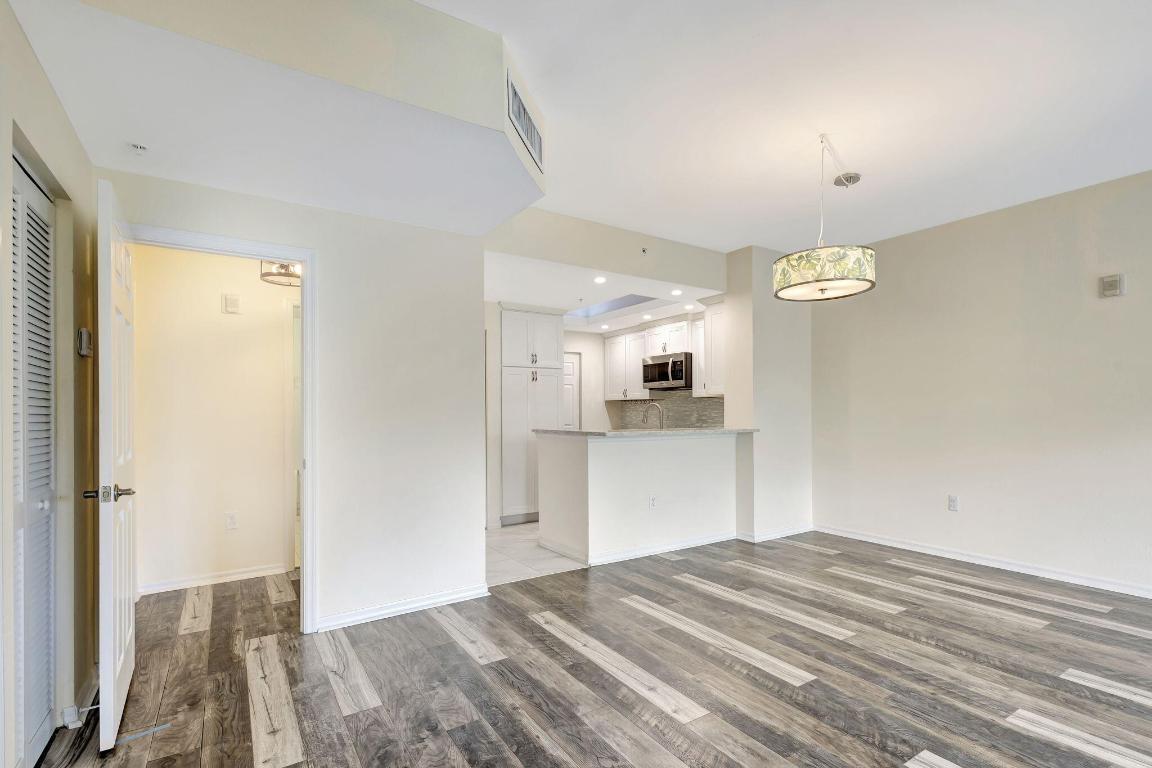 2809 Amalei Drive 101