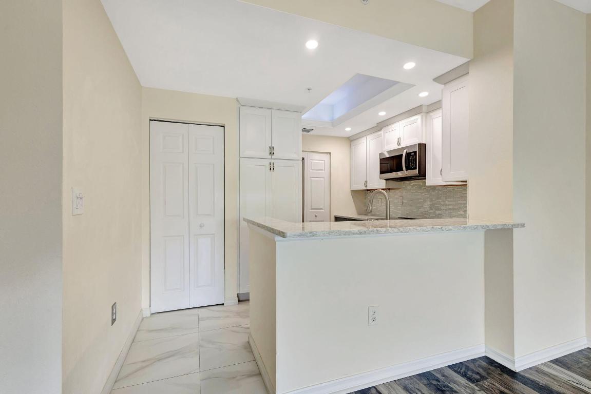 2809 Amalei Drive 101