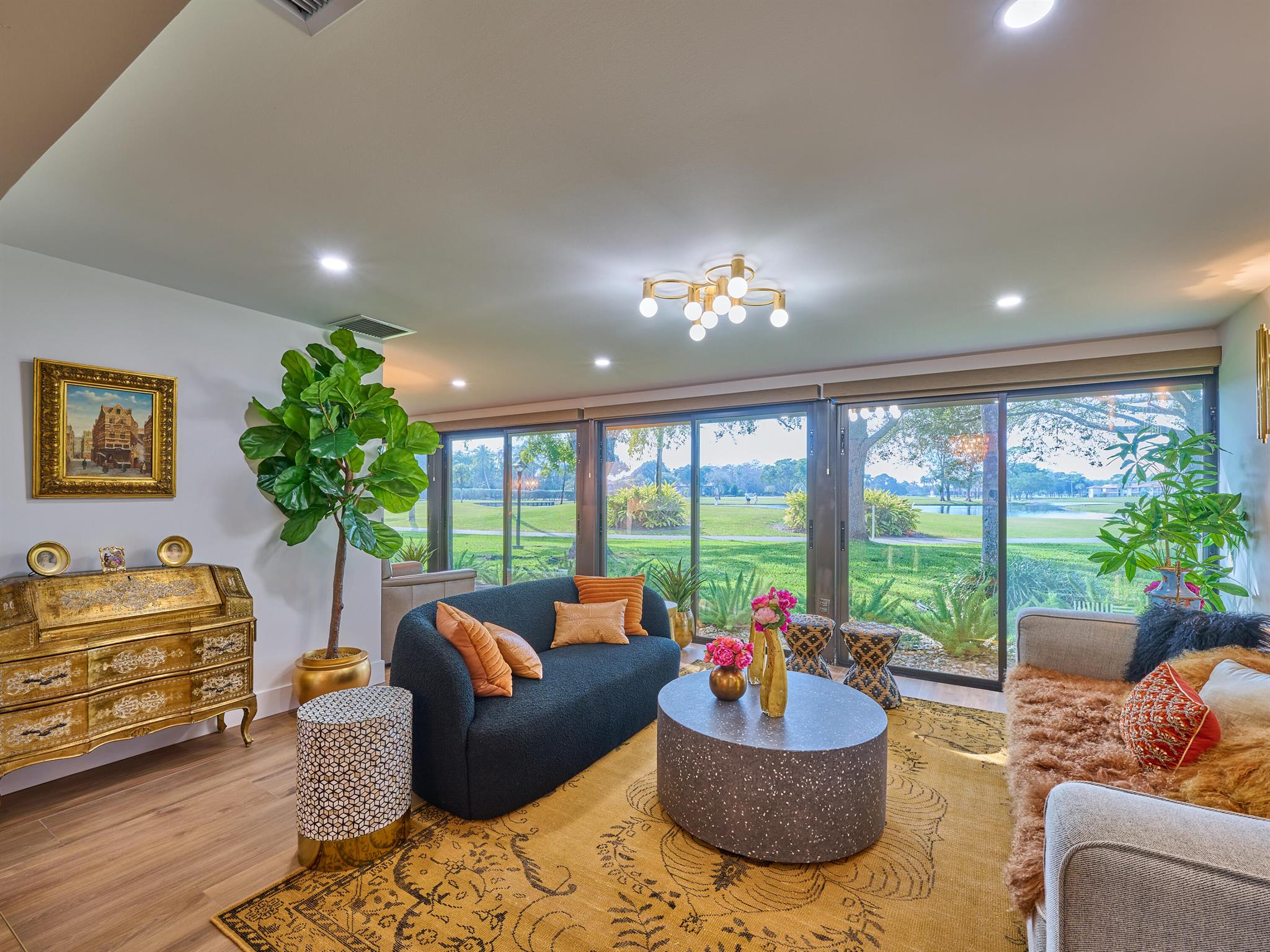 8206 Casa Del Lago 23-A