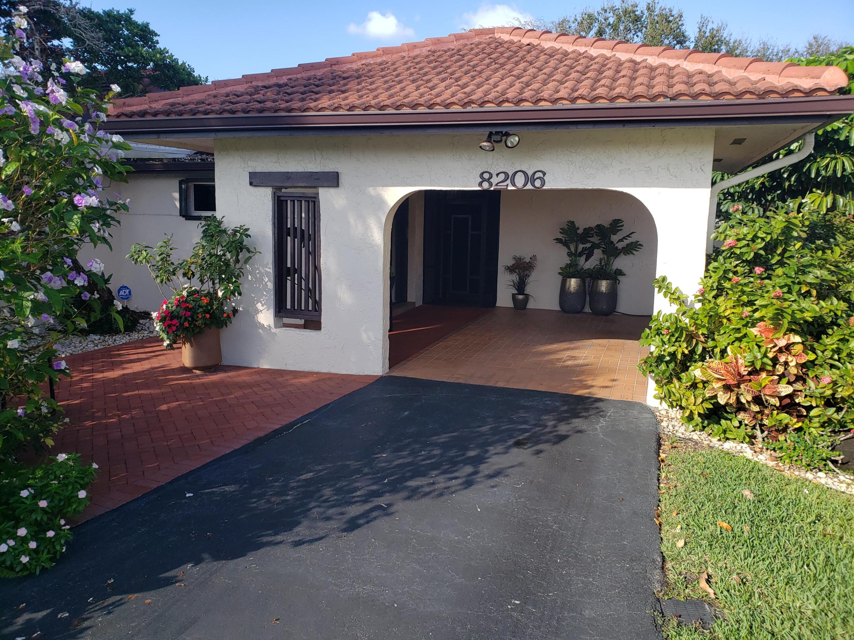 8206 Casa Del Lago 23-A