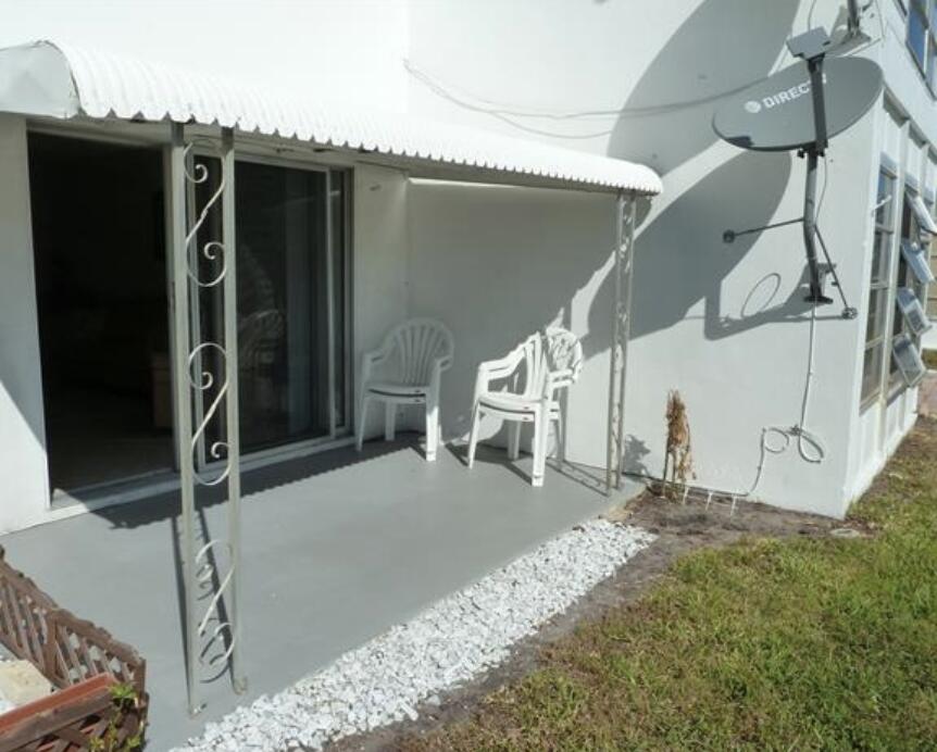 2800 W Golf Boulevard 123