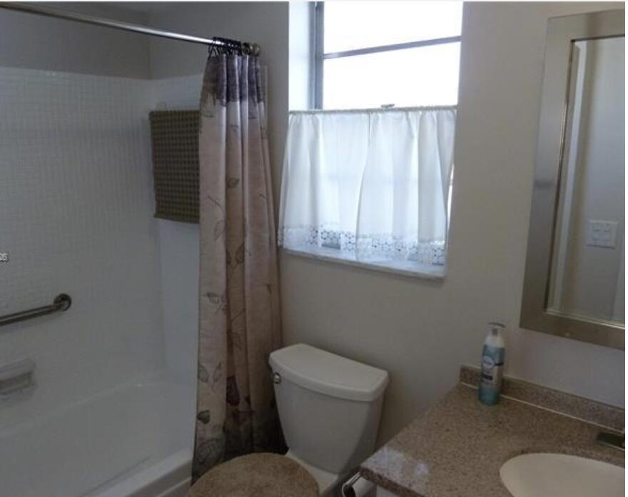 2800 W Golf Boulevard 123
