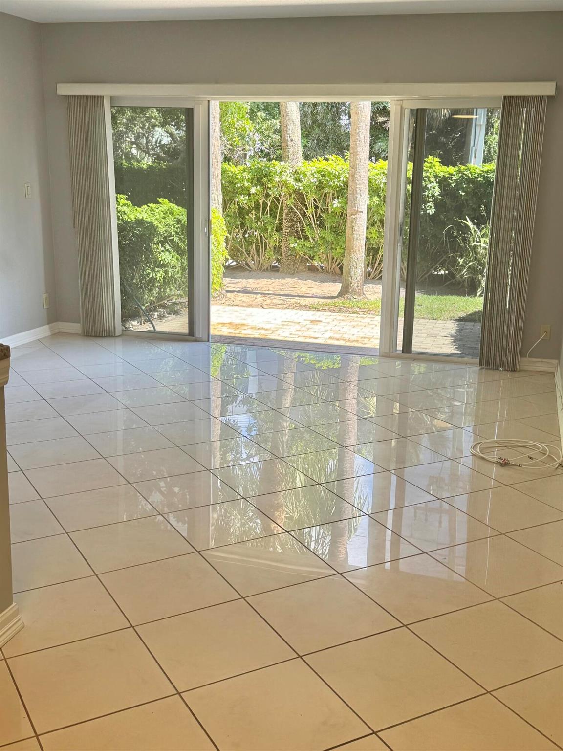 505 NE 20th Avenue 110