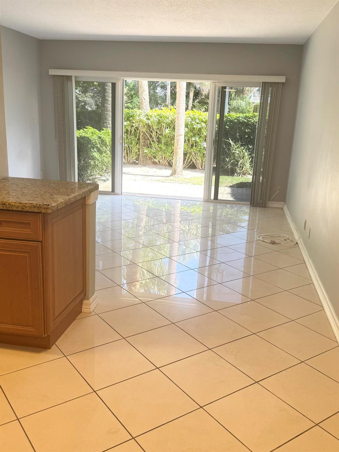 505 NE 20th Avenue 110