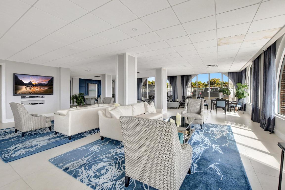 1180 S Ocean Boulevard 2-E