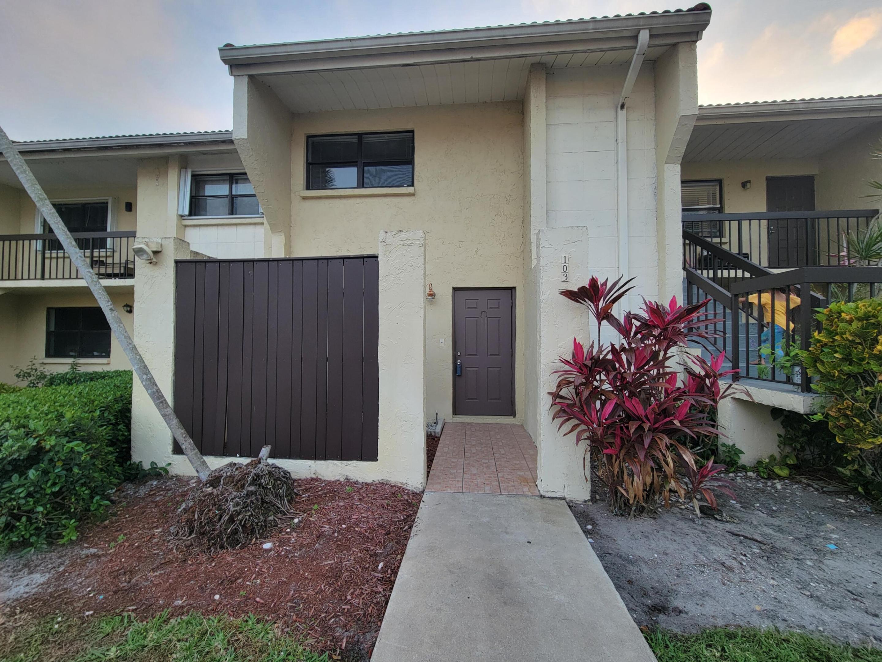 22415 SW 61st Way 103