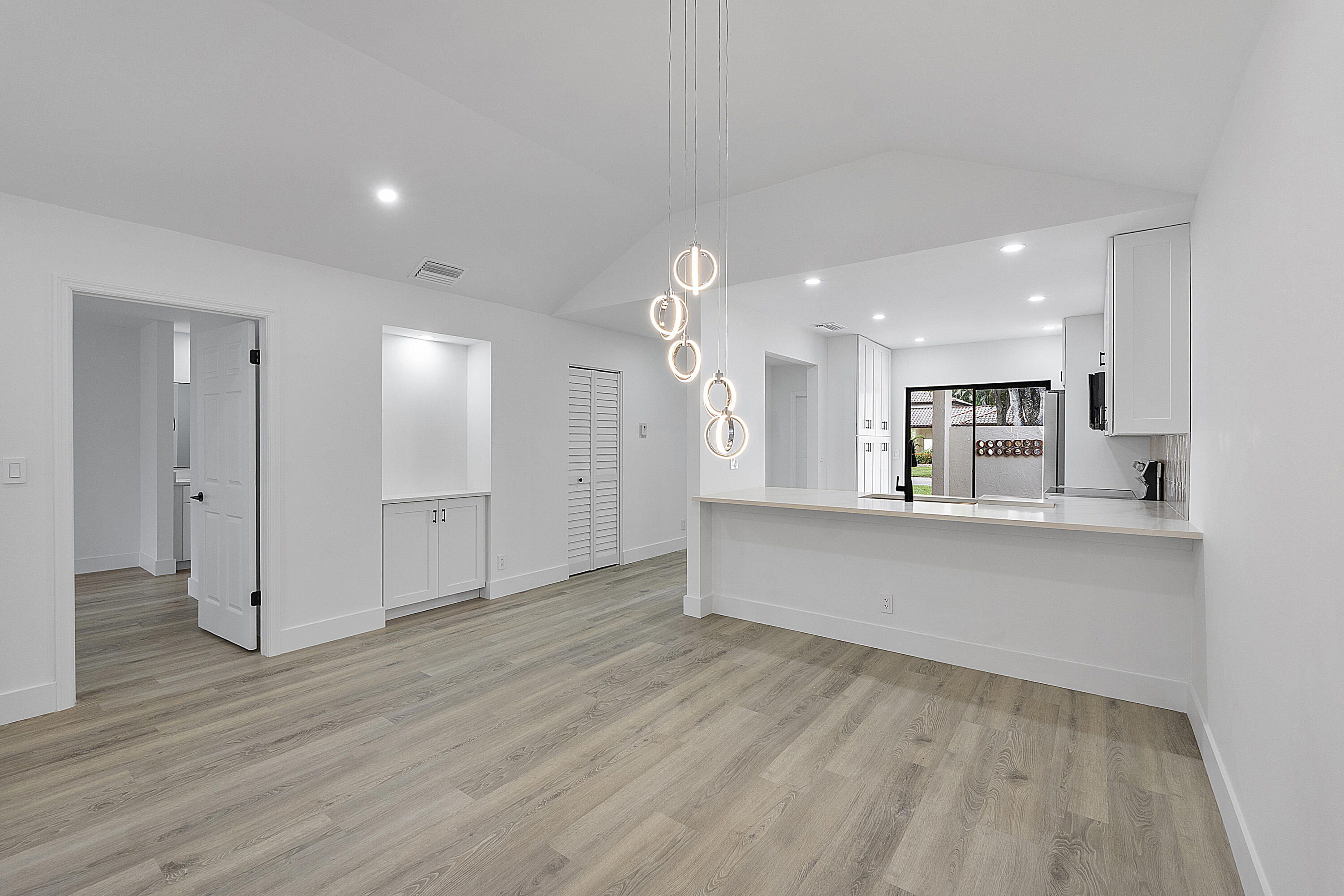 3127 Kingswood Terrace