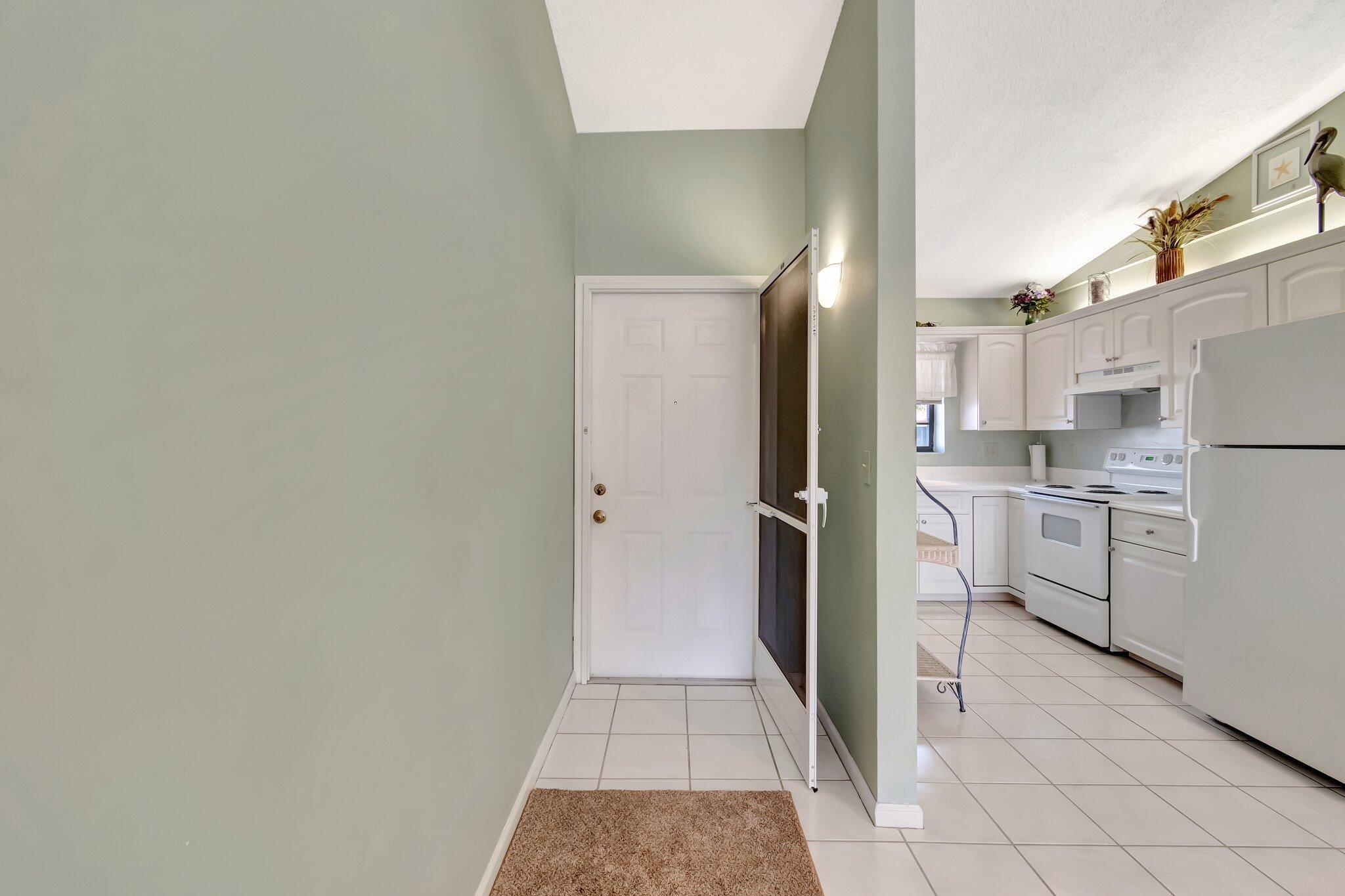 330 Palmwood Place 207