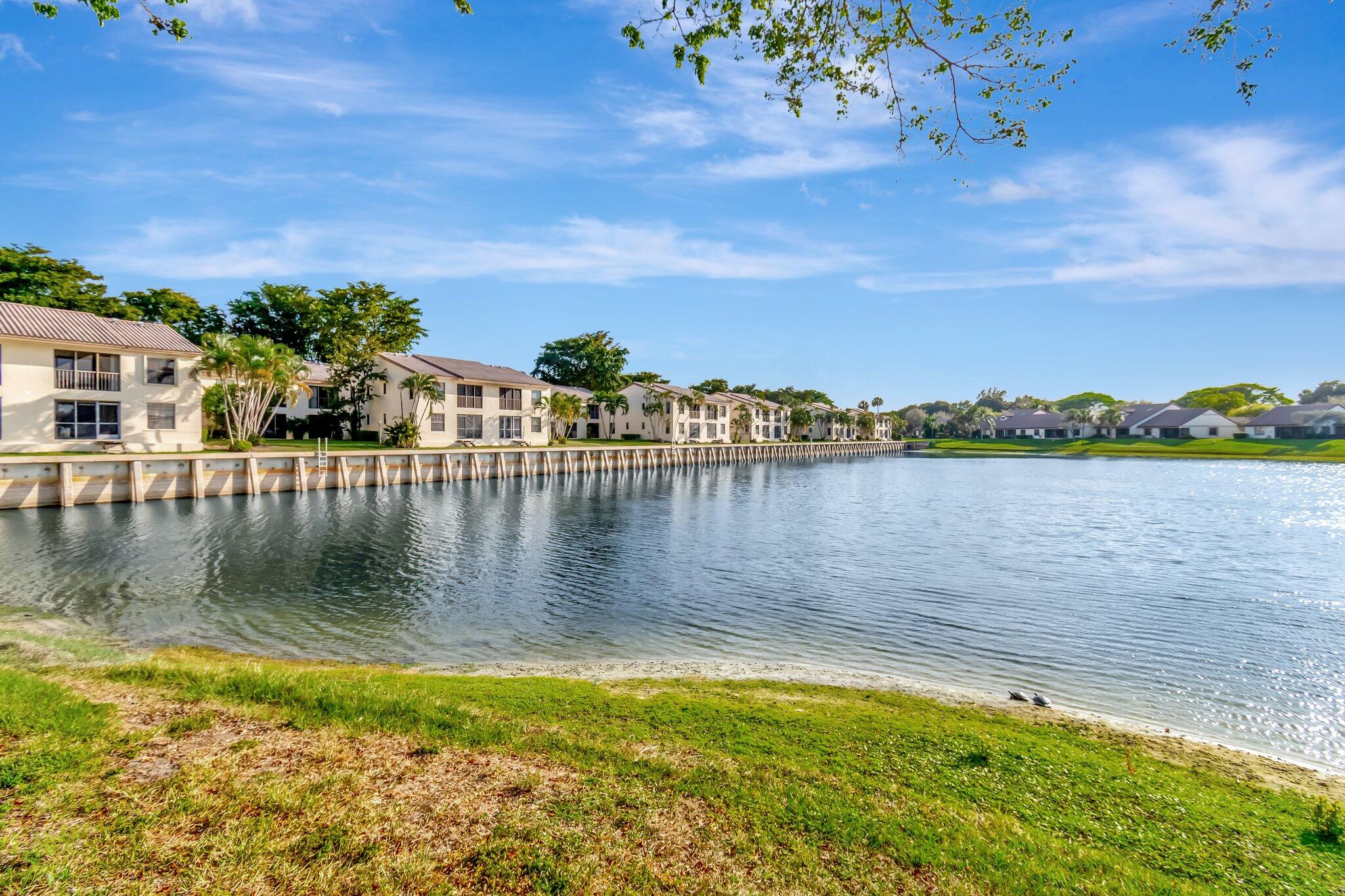 330 Palmwood Place 207