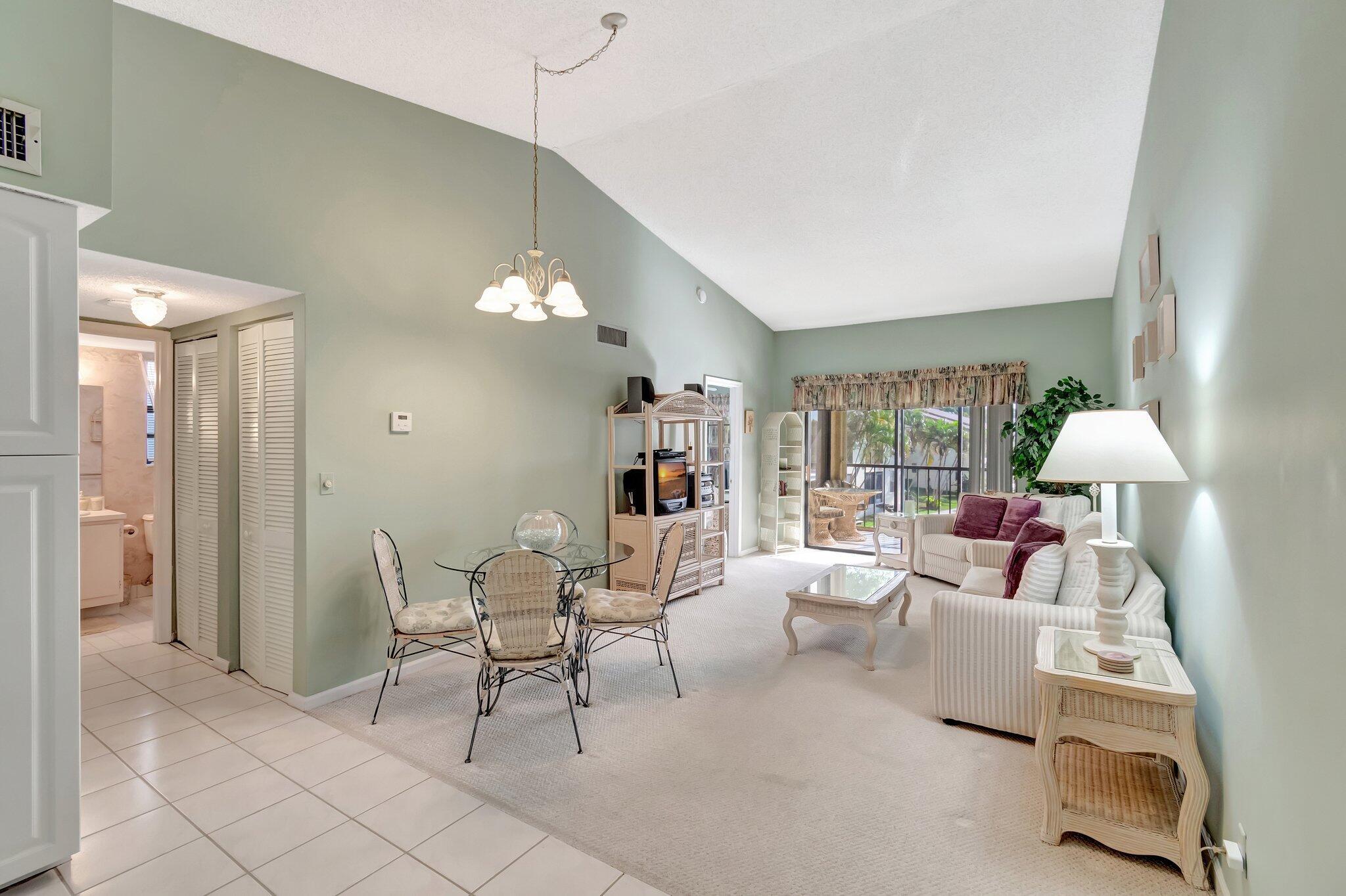 330 Palmwood Place 207