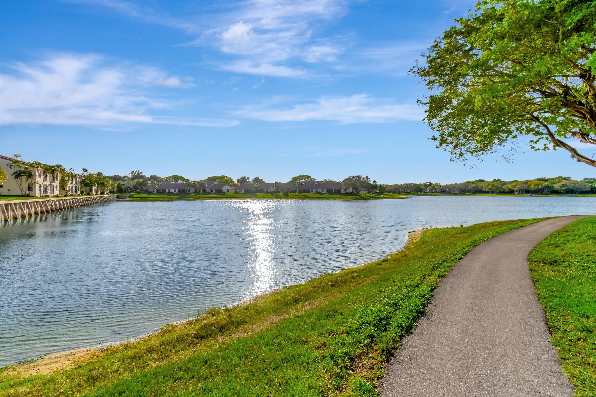 330 Palmwood Place 207