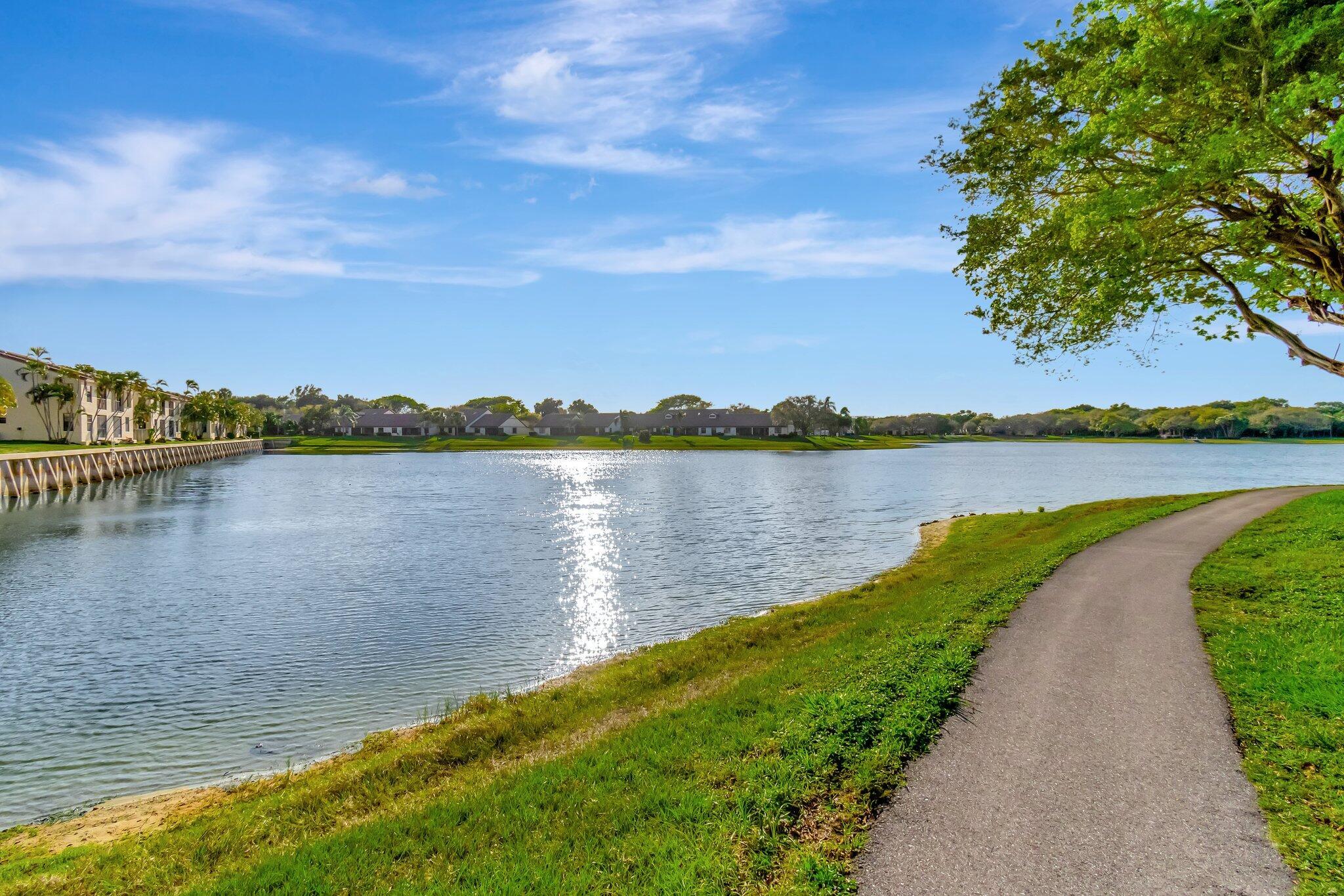 330 Palmwood Place 207