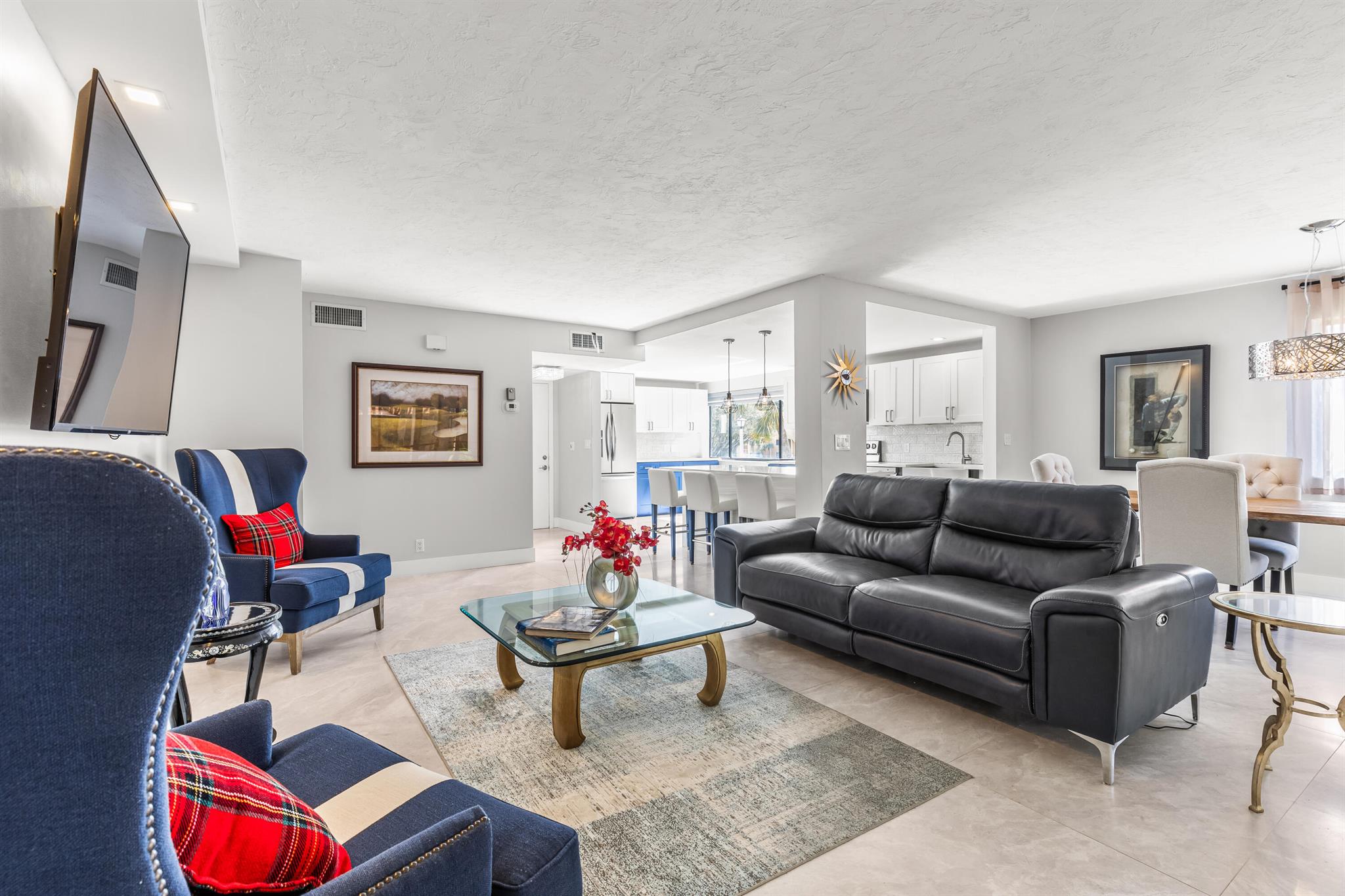 11205 Green Lake Drive 201