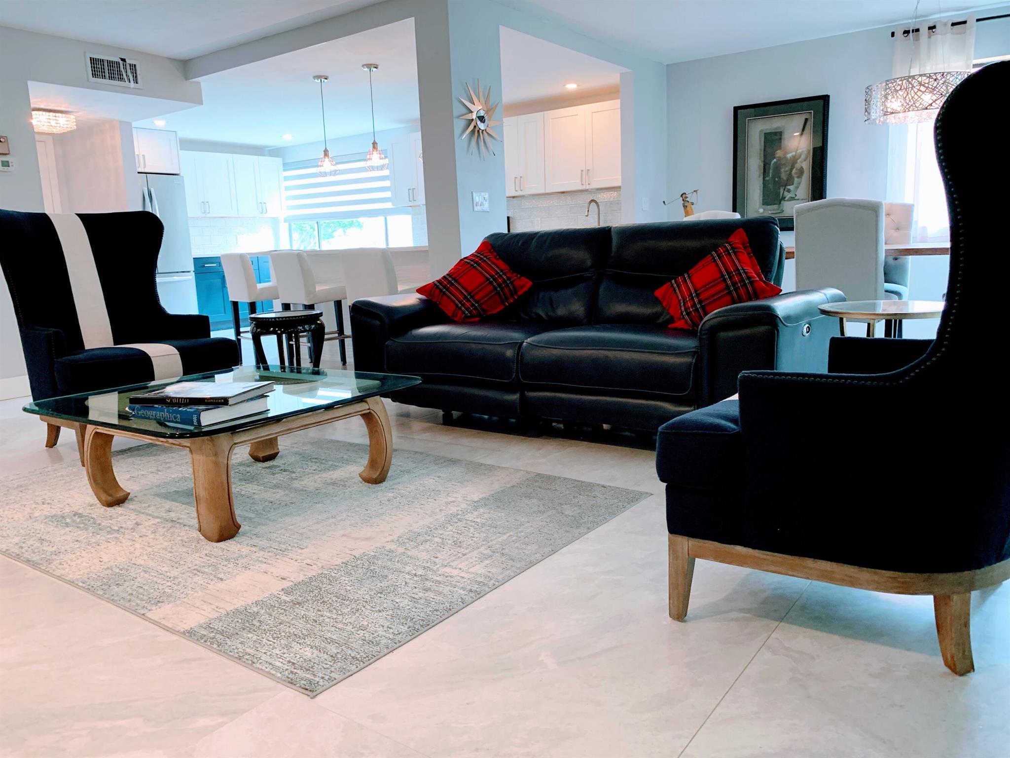 11205 Green Lake Drive 201