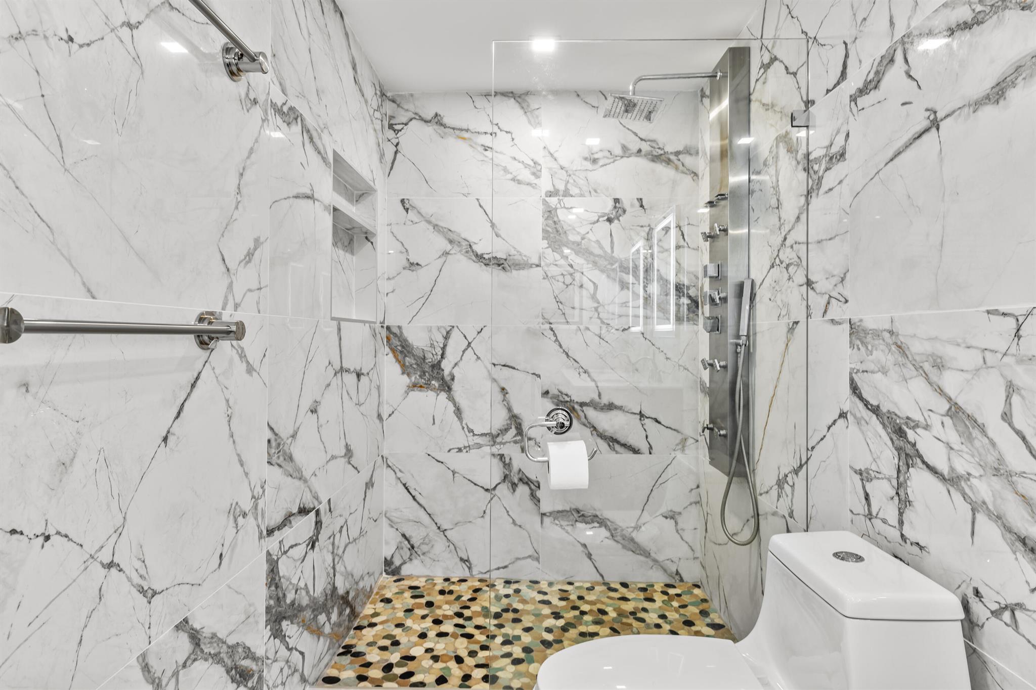 11205 Green Lake Drive 201