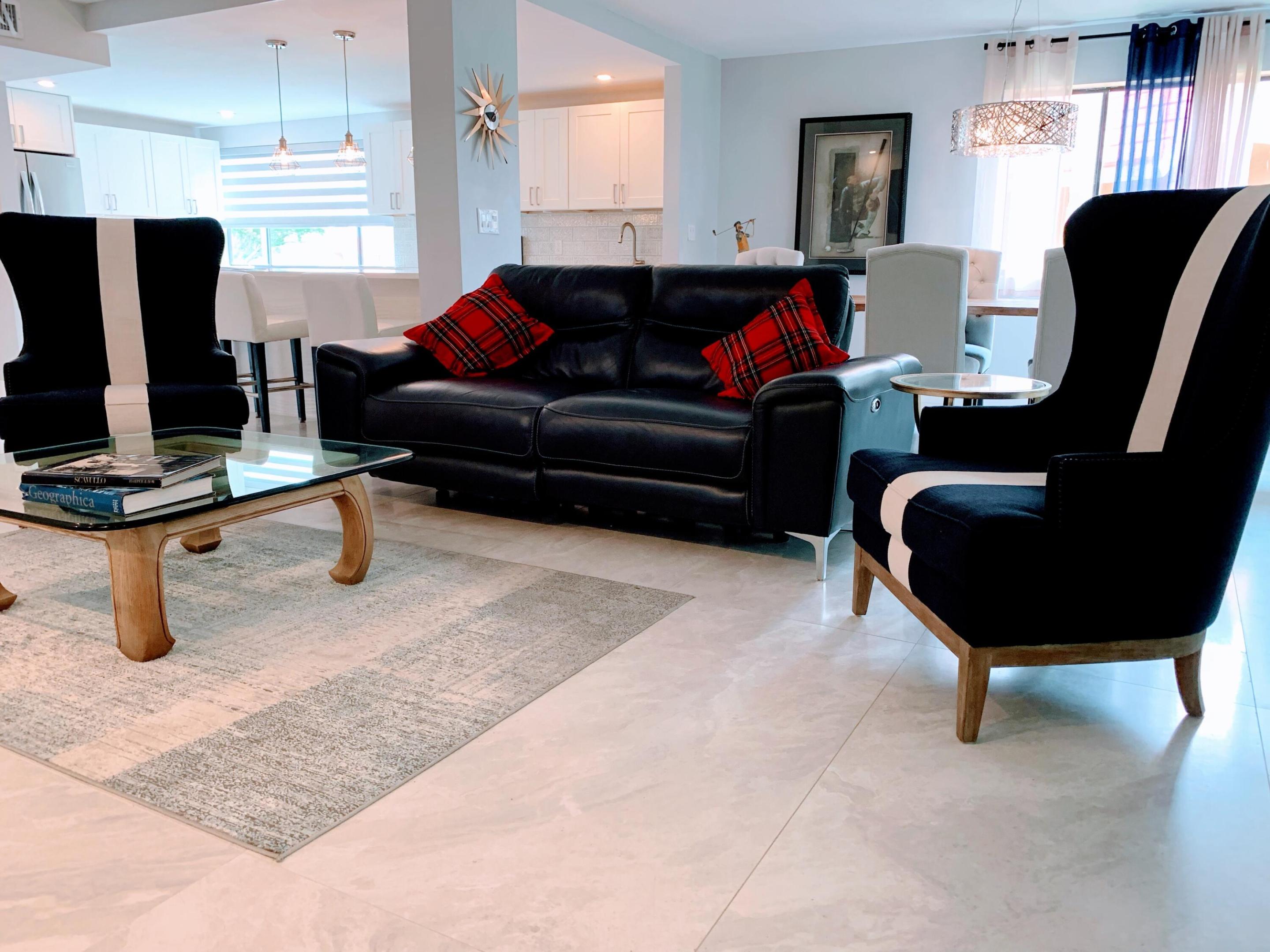 11205 Green Lake Drive 201