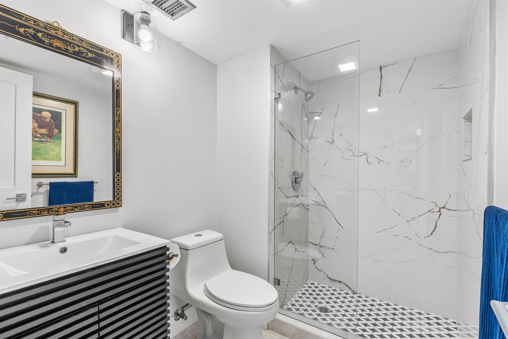 11205 Green Lake Drive 201