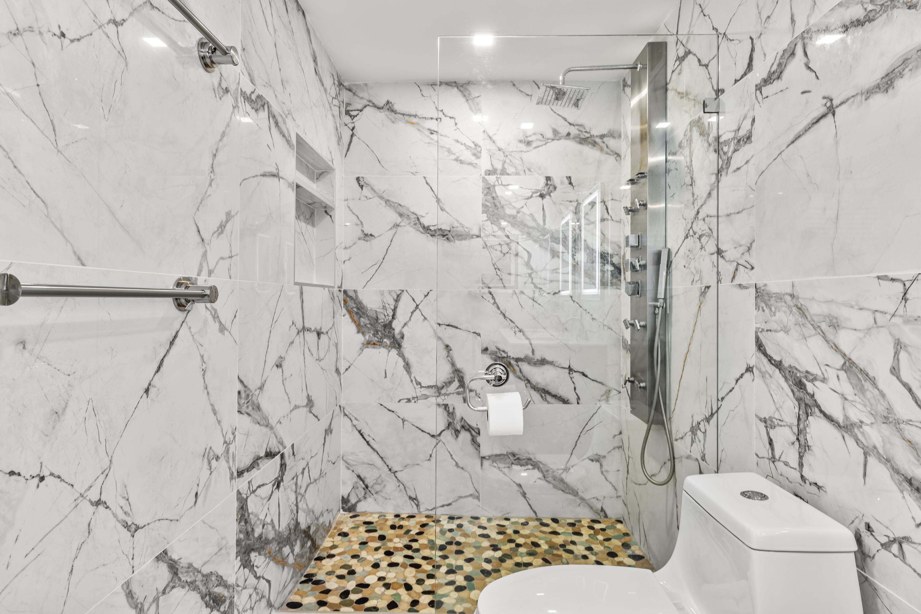 11205 Green Lake Drive 201