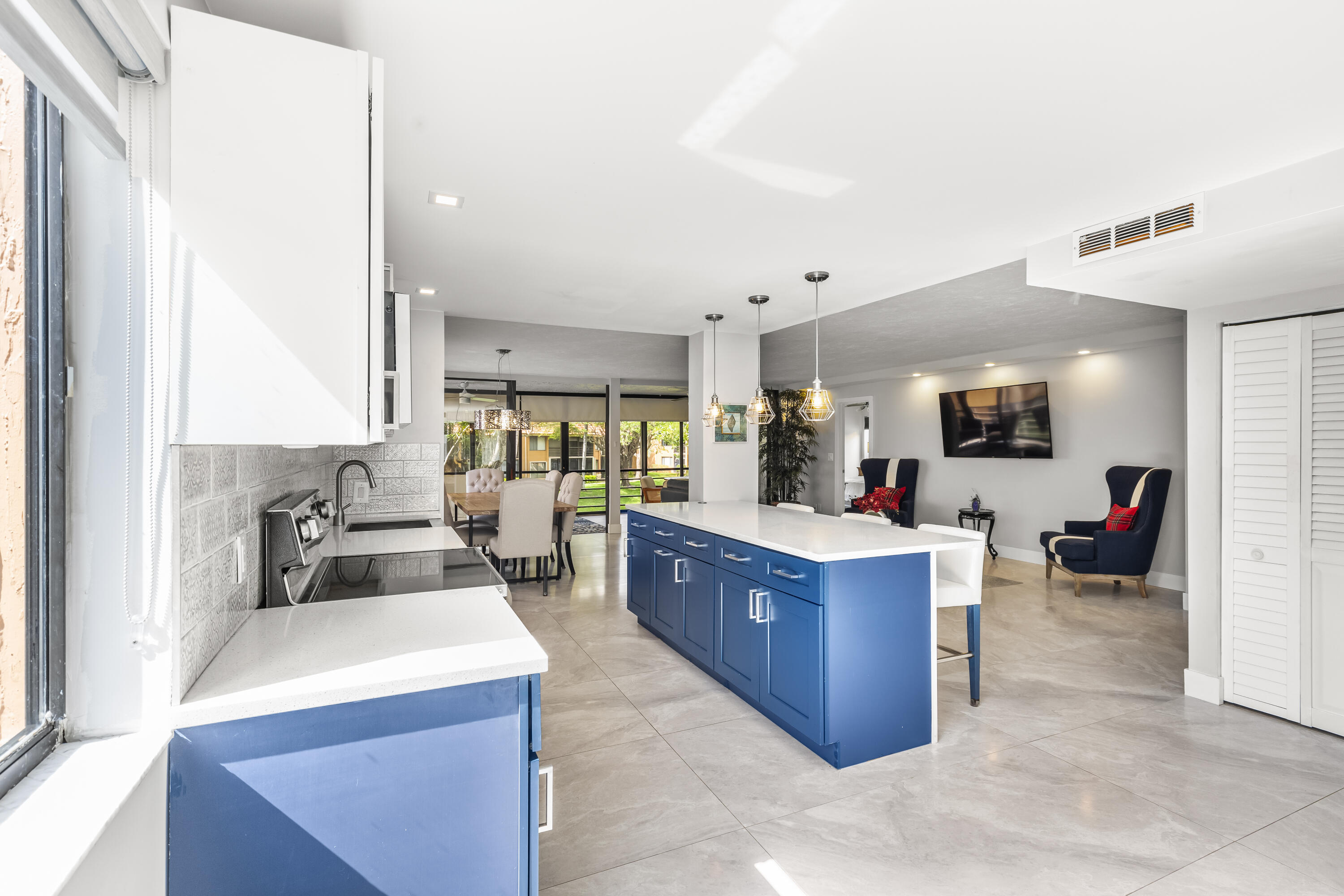 11205 Green Lake Drive 201