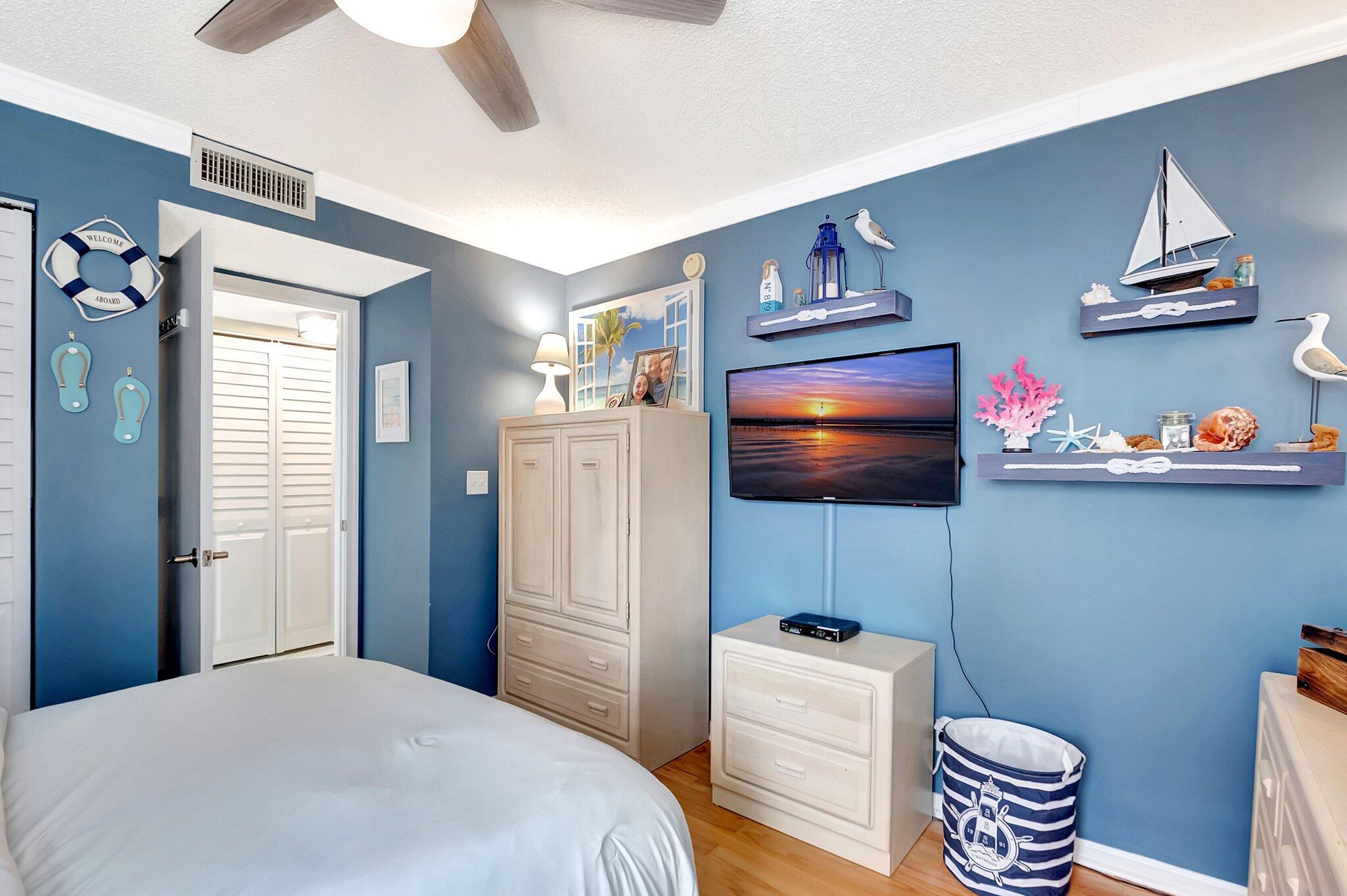 9716 Sills Drive E 101