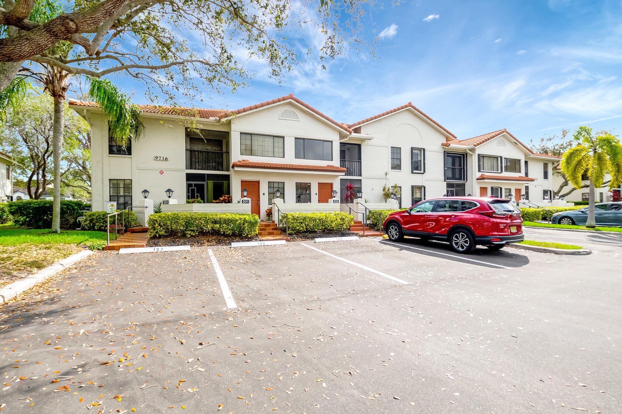 9716 Sills Drive E 101