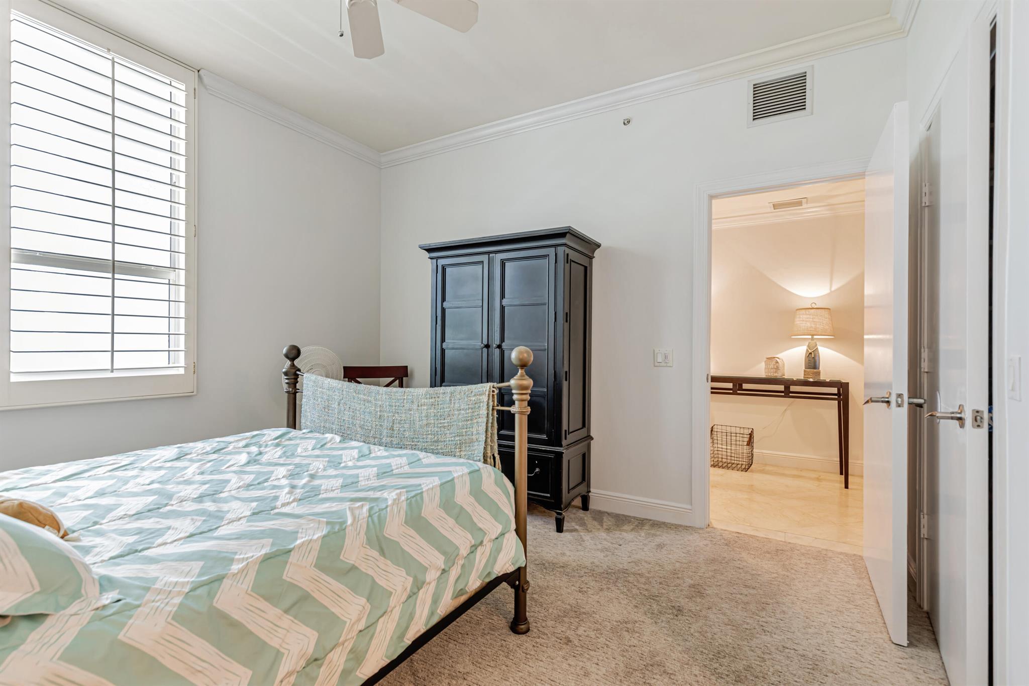 701 SE 21st Avenue 302