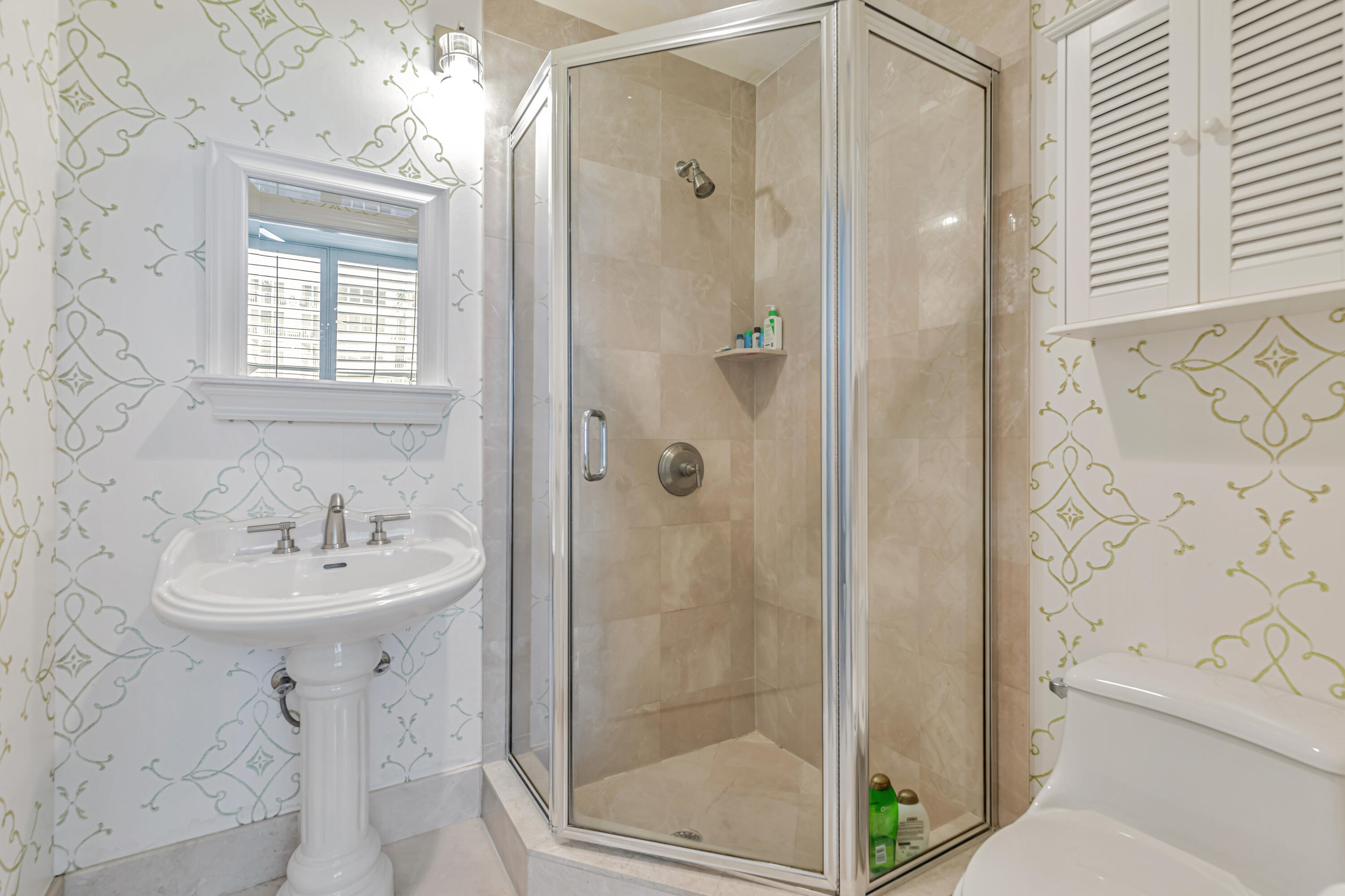 701 SE 21st Avenue 302