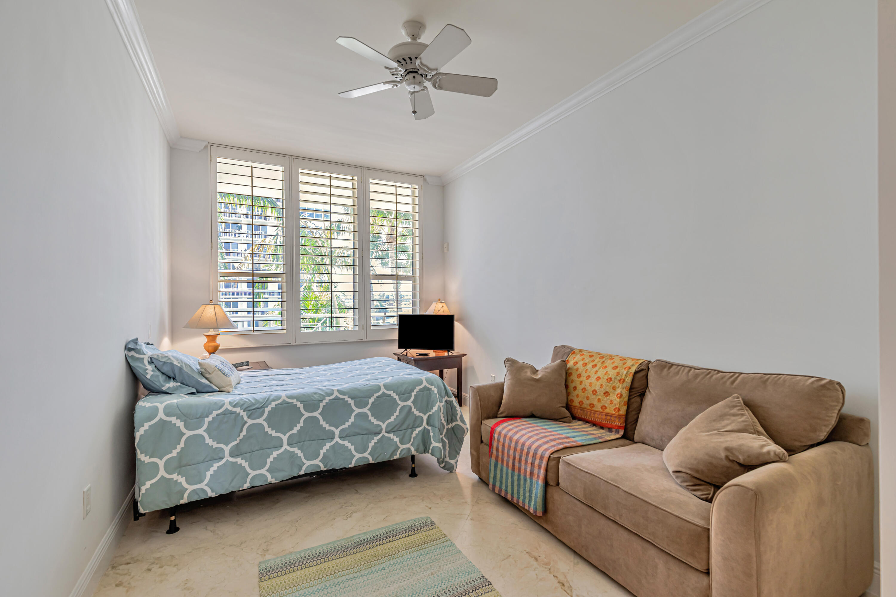 701 SE 21st Avenue 302