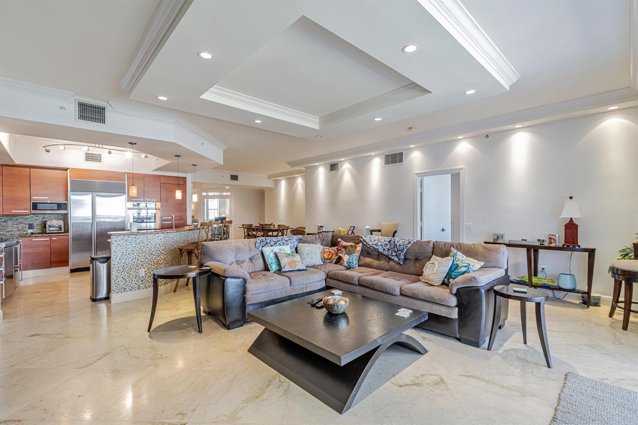 701 SE 21st Avenue 302