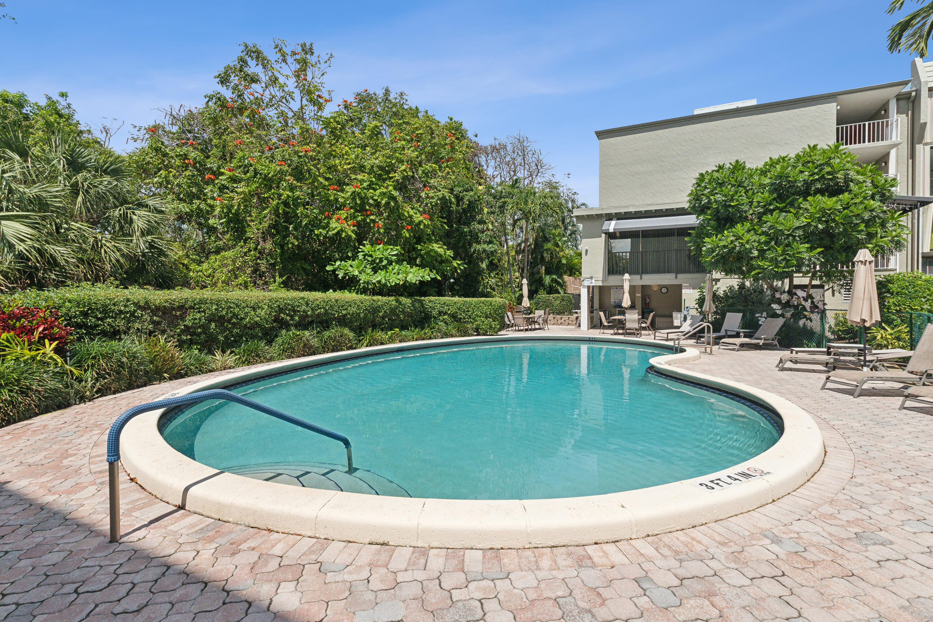 501 SW 11th Place 412