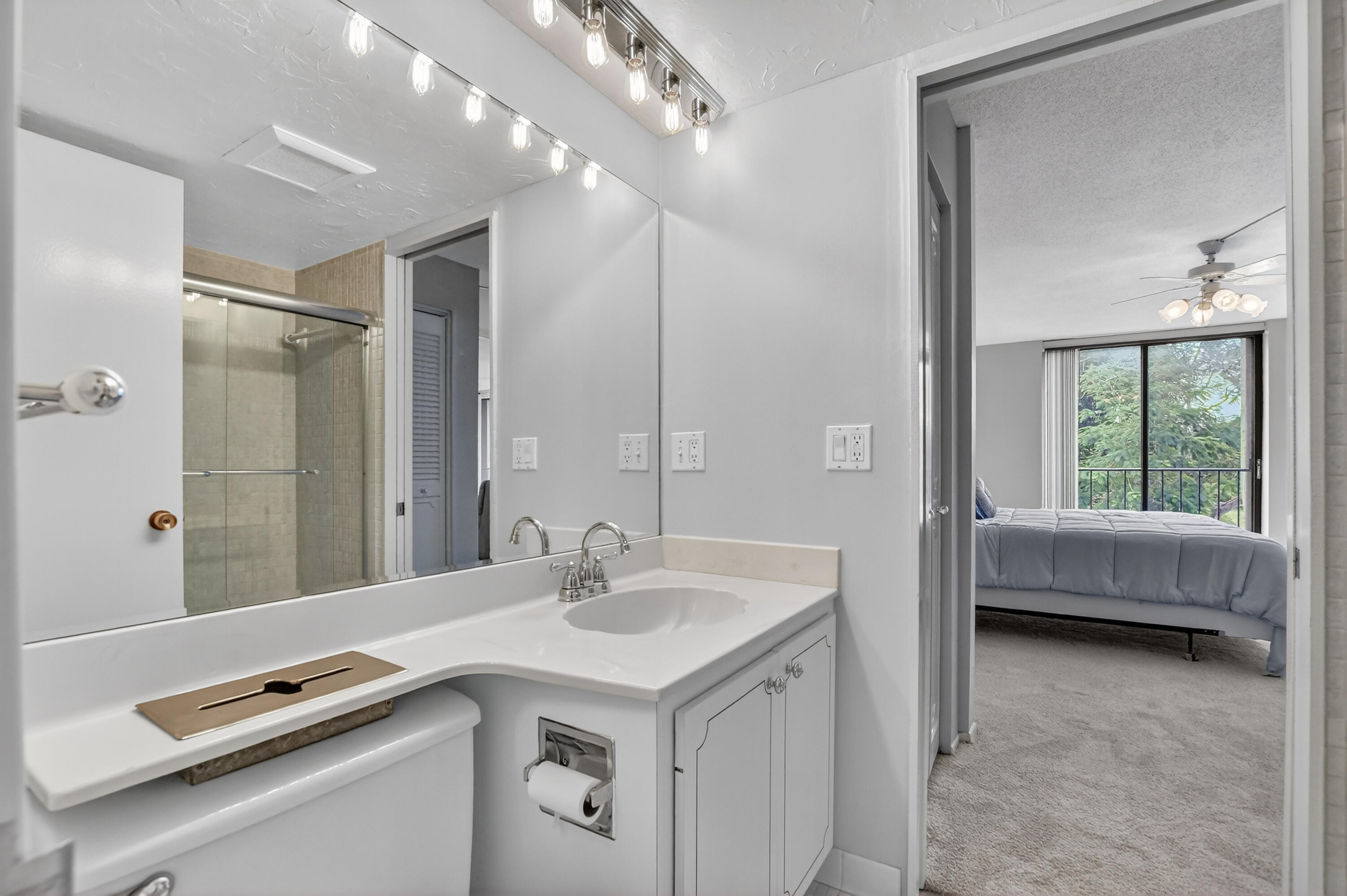 501 SW 11th Place 412