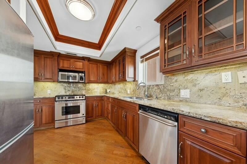 300 SE 5th Avenue 6010