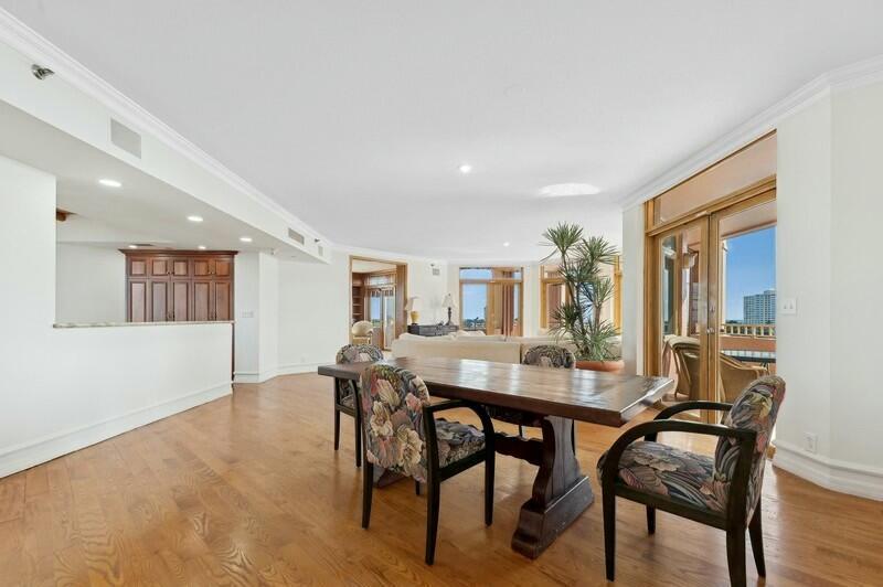 300 SE 5th Avenue 6010