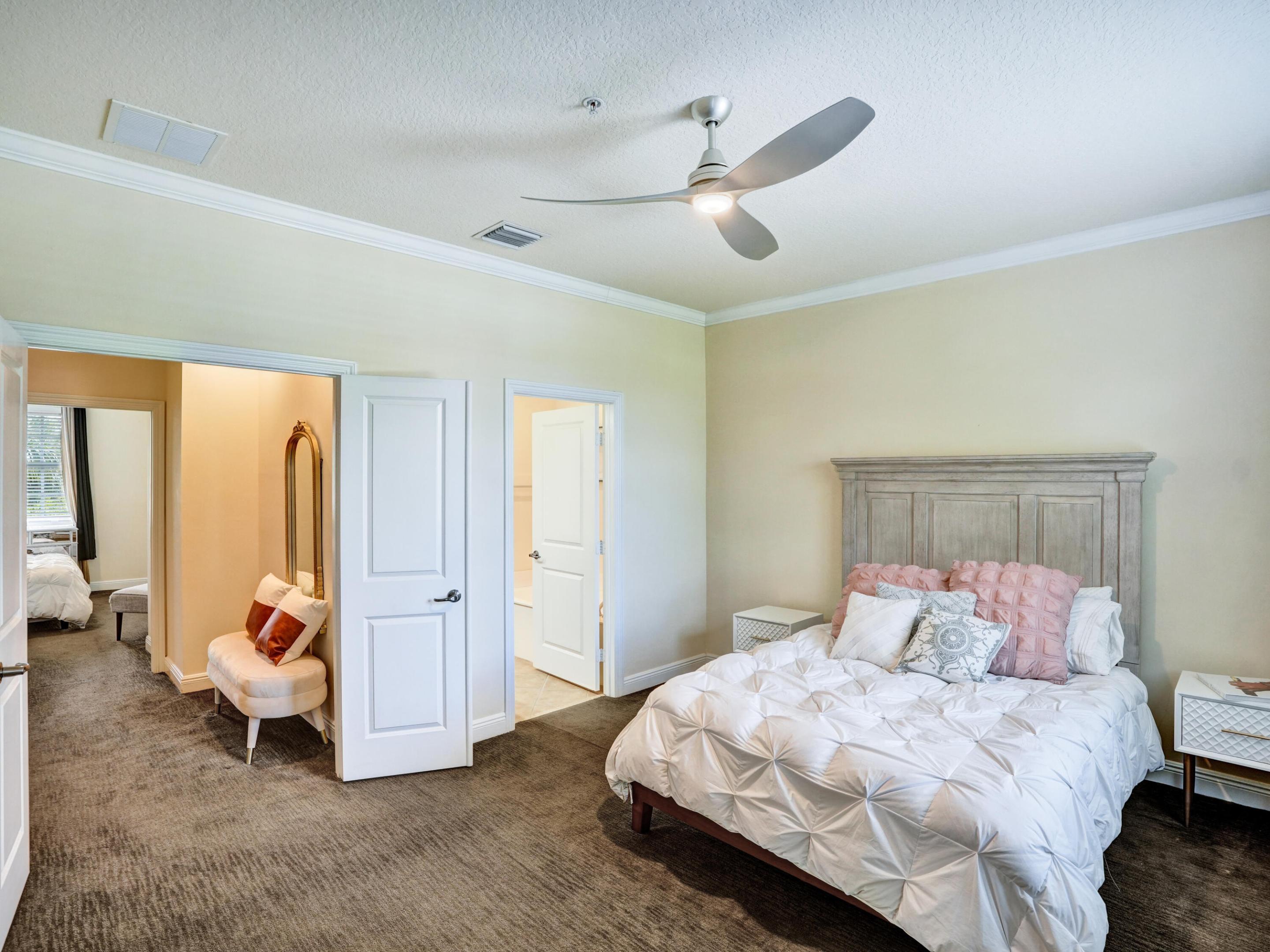 1655 N Federal Highway