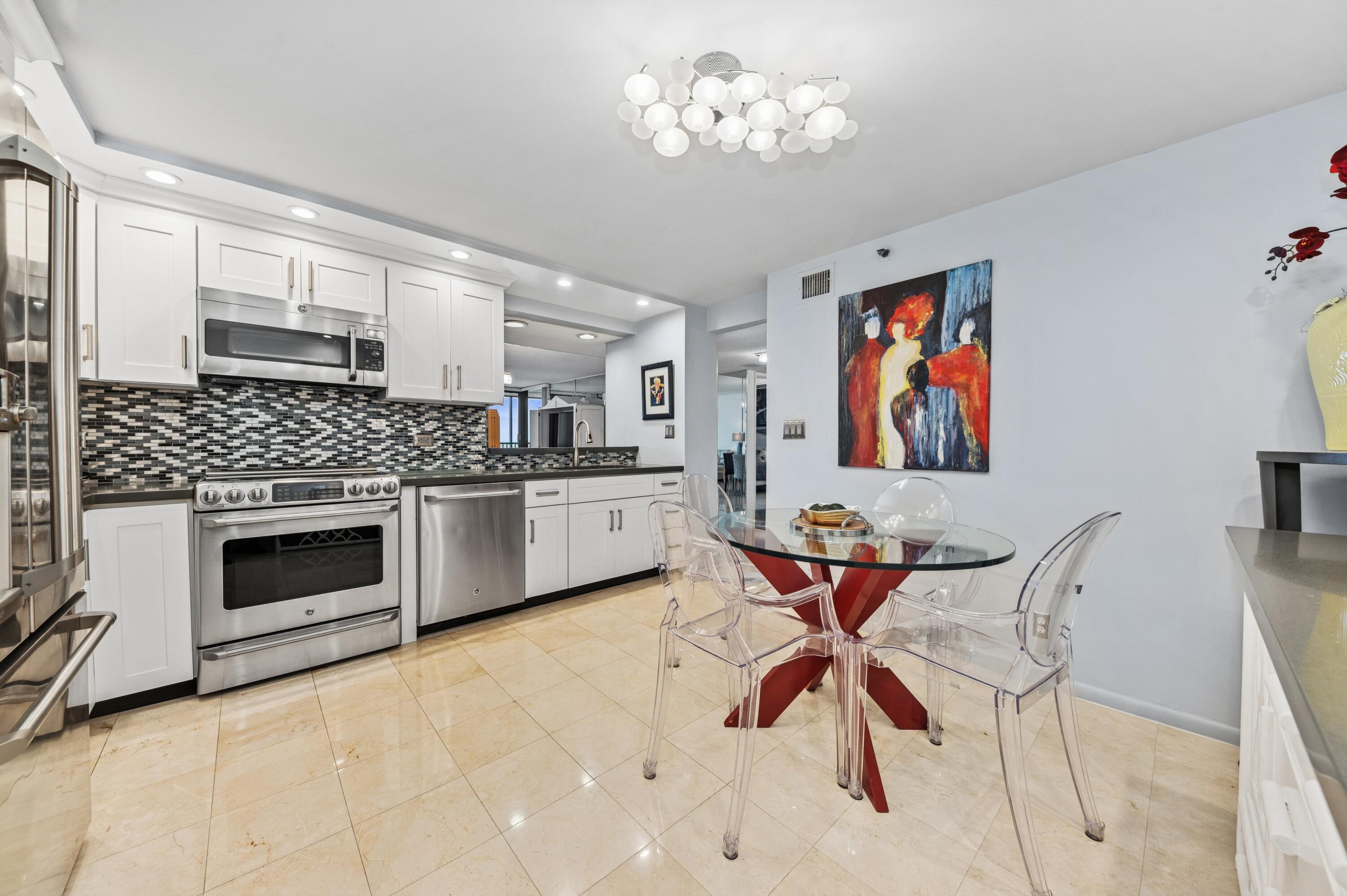 3420 S Ocean Boulevard 15v