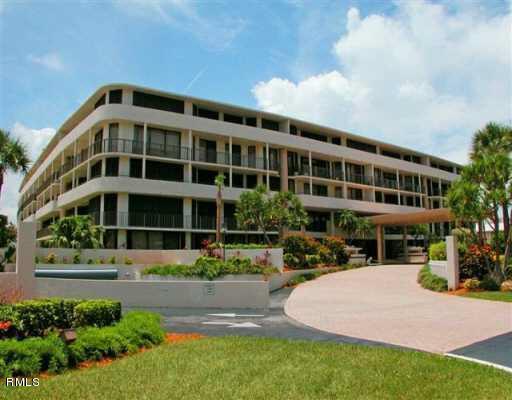 1401 S Ocean Boulevard 302