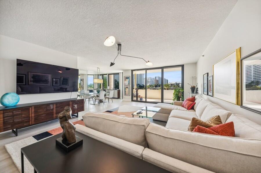 1401 S Ocean Boulevard 302