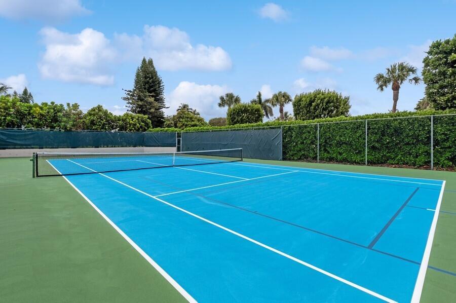 1401 S Ocean Boulevard 302