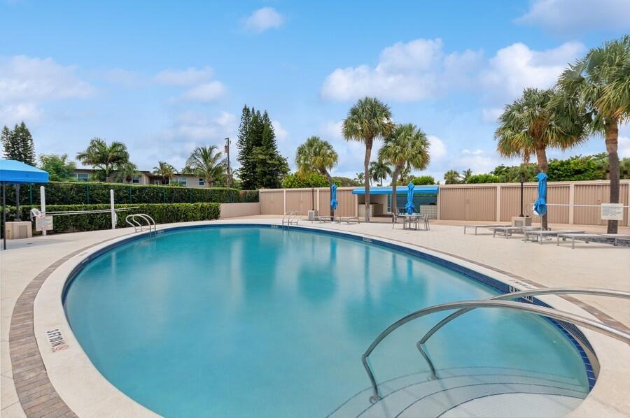 1401 S Ocean Boulevard 302
