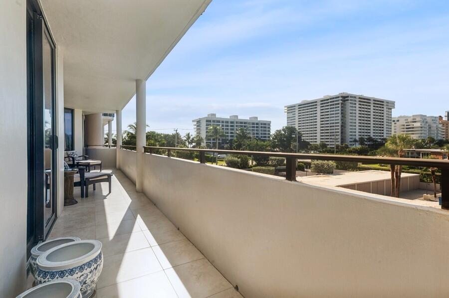 1401 S Ocean Boulevard 302