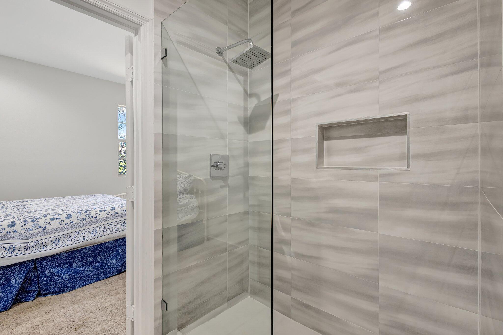 1295 Crystal Way 102