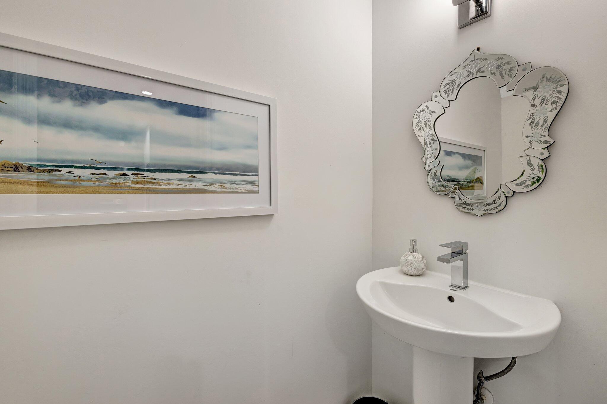 1295 Crystal Way 102