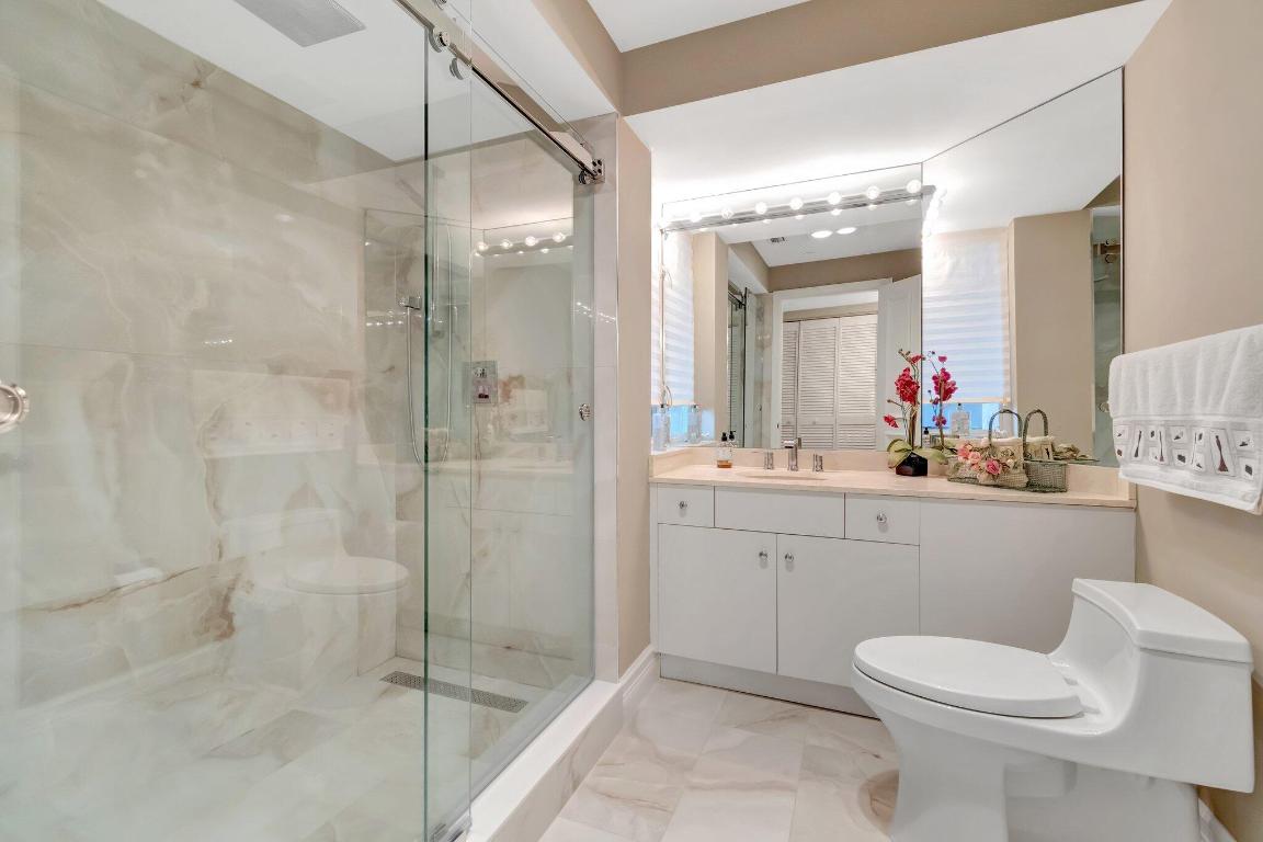 300 SE 5th Avenue 6160